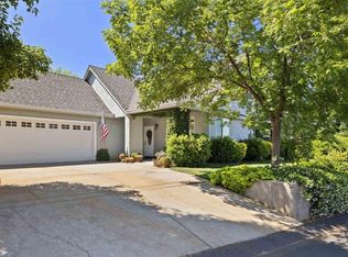 18114 Clouds Rst, Soulsbyville, CA 95372