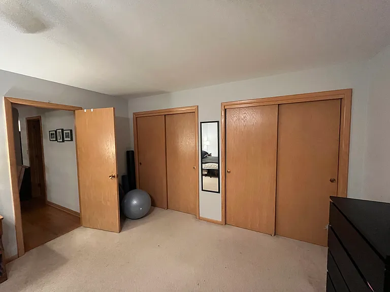 2210 Marshall Ave — Photo 4