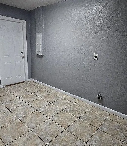 614 Cortez St — Photo 10