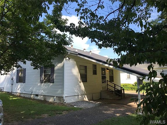 4th image of 3218 Main Ave