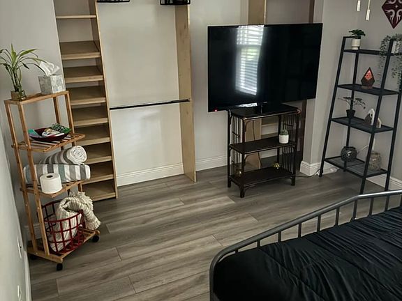 3rd image of 7741 Pineapple Dr