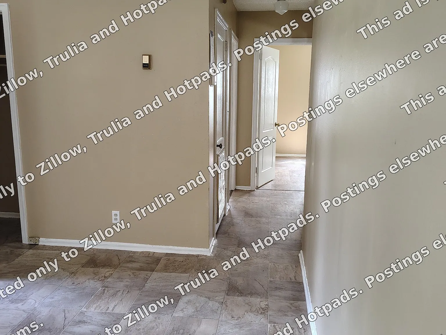 2 bed, 720 sqft, $650 — Photo 2