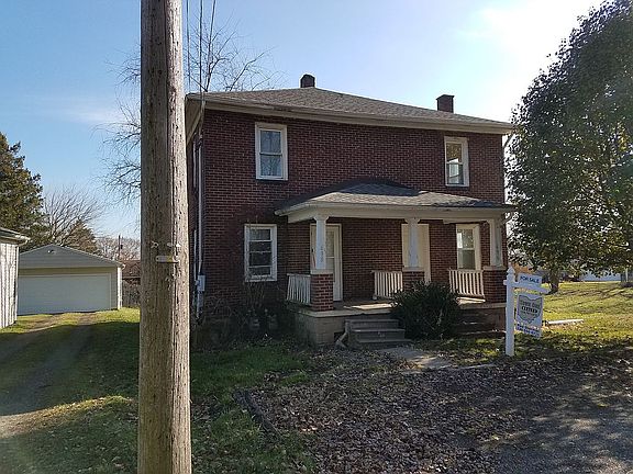 2nd image of 696 Gaylord Ave