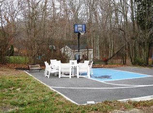 3 River Edge Dr, Jackson, NJ 08527