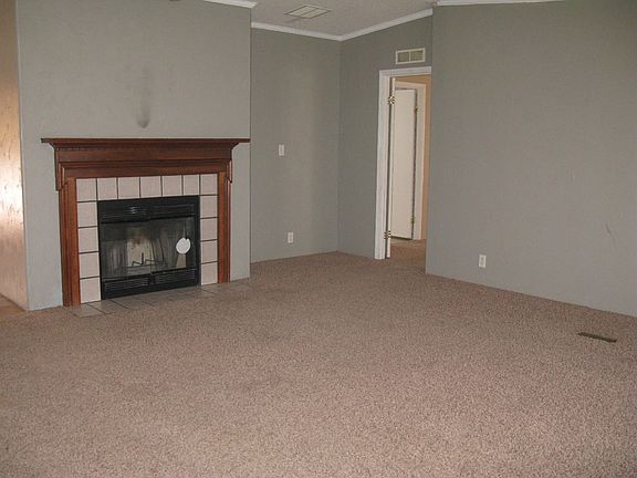 2nd image of 501 NW Avenue C