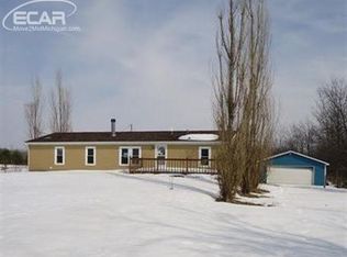 4886 N Lake Rd, Columbiaville, MI 48421