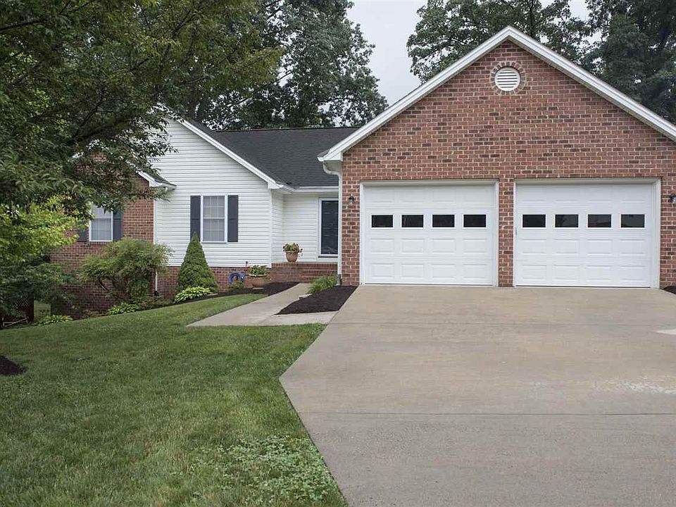 1st image of 1705 Evergreen Dr