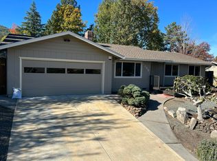 1355 Apple Way, Ashland, OR 97520