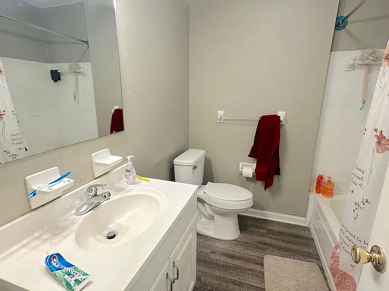 448 Belmont Rd #2 — Photo 12