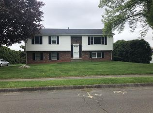 59 Glendale Rd, Agawam, MA 01001