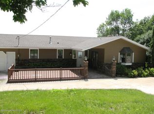 43946 W Paul Lake Dr, Perham, MN 56573