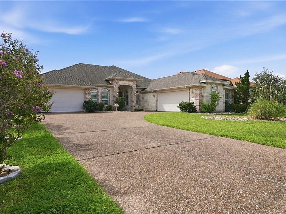 1st image of 7614 Loire Blvd