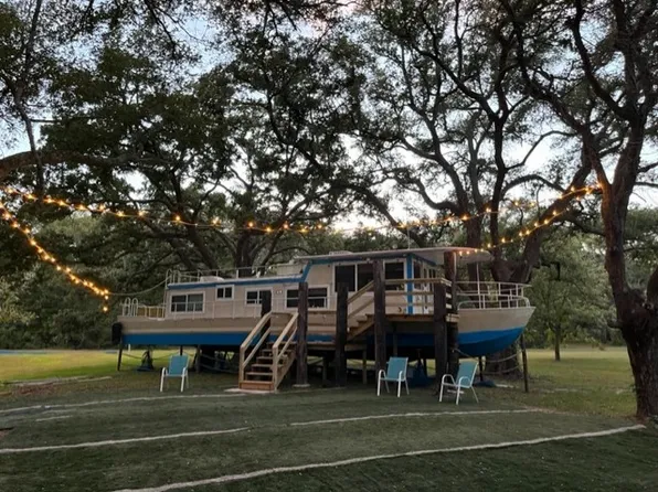 5910 Wickwillow Ln, Alvin, TX 77511