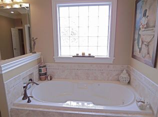 429 Colborne Dr, Evansville, IN 47725