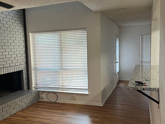 2nd image of 2001 Westkendal Ln