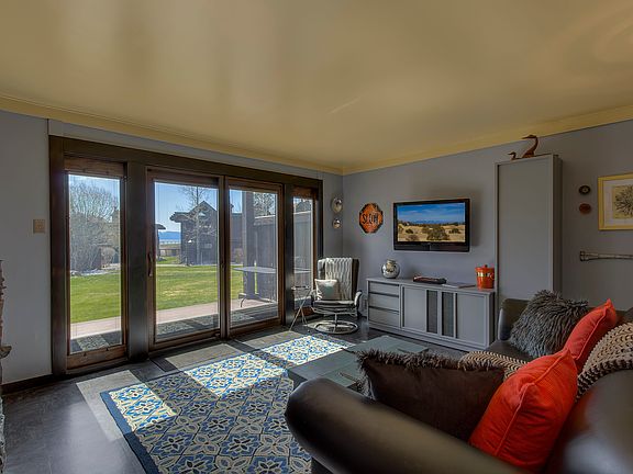 4th image of 270 N Lake Blvd #18-L