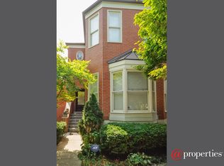 1743 W Altgeld St, Chicago, IL 60614