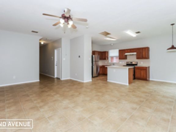 3rd image of 6152 River Pointe Dr