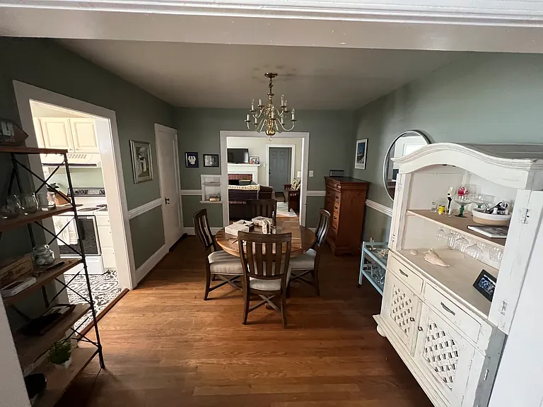 729 E Whitaker Mill Rd — Photo 8