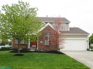 2955 Wynridge Dr, Grove City, OH 43123