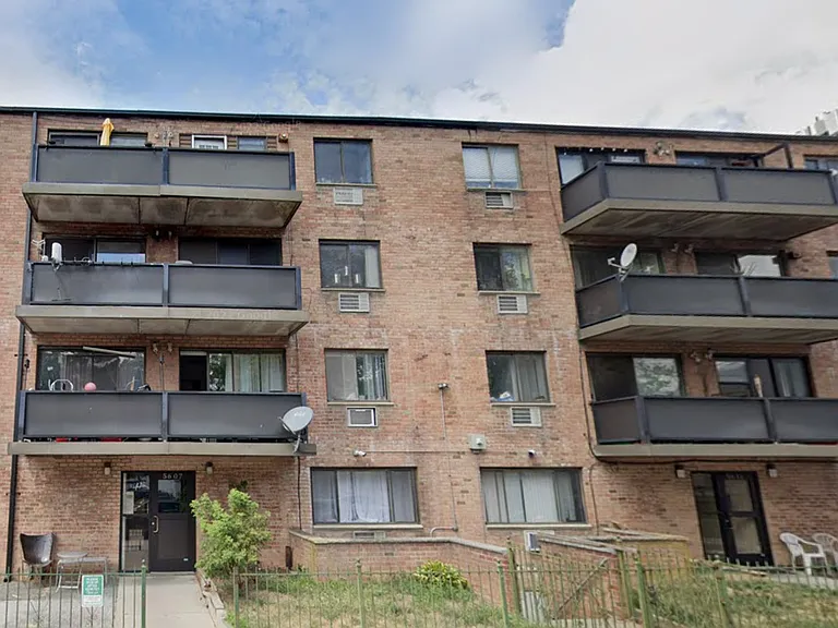 Clover Pl — Photo 14
