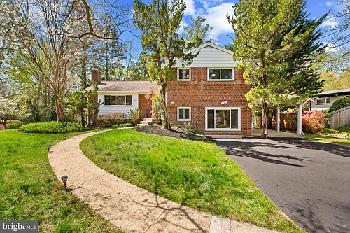 6523 Kerns Rd Photo 1