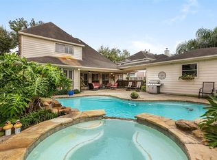 5110 White Manor Dr, Pasadena, TX 77505