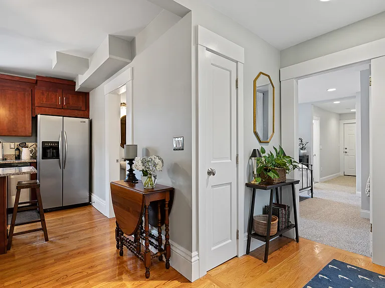 13 Saint James St #1 — Photo 28