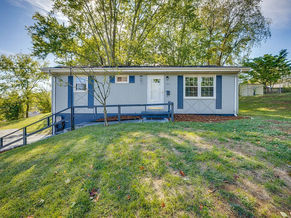 1311 Clearview Dr
