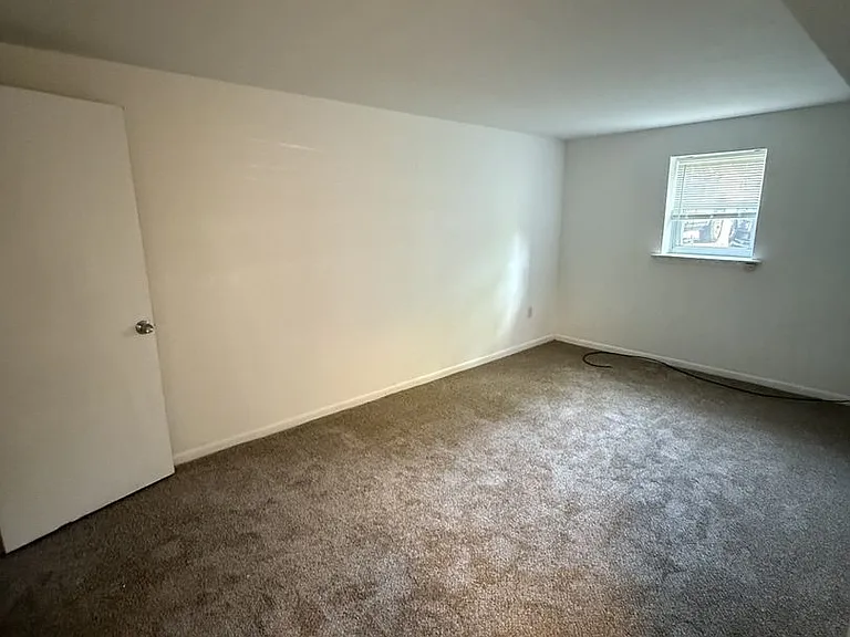 117 Main St — Photo 9