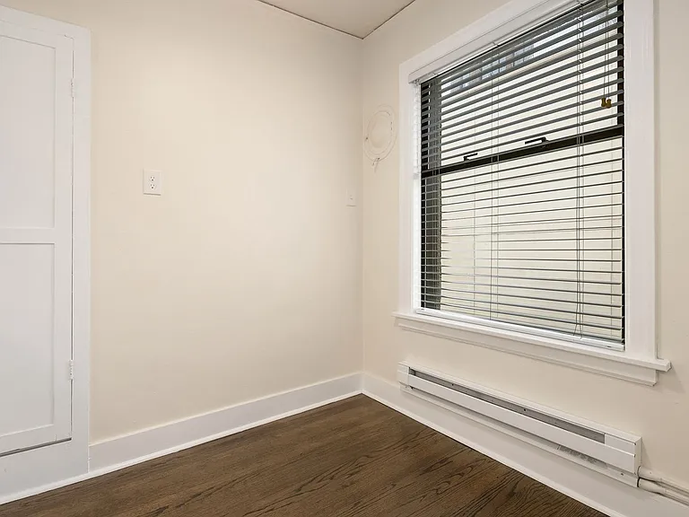 The Windermere Apartments — Photo 23