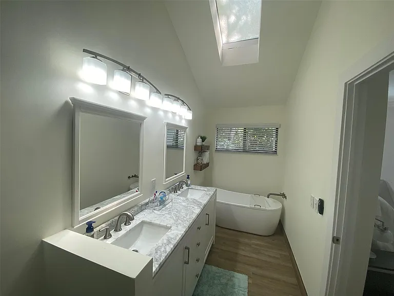 2286 Anchorage Ln #A — Photo 22