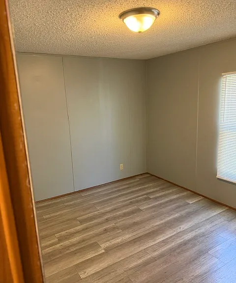 300 Lake Rd #19 — Photo 5