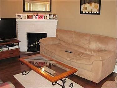 2nd image of 1621 Winton Ave