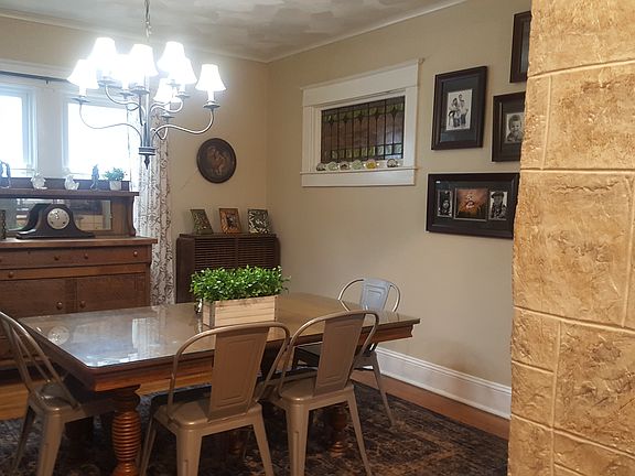 Dining room open to kithen