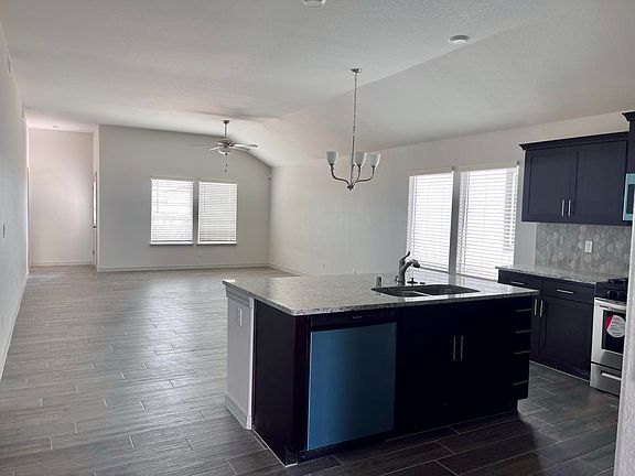 2nd image of 217 Farnborough St