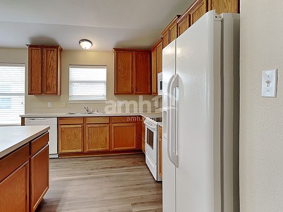 3rd image of 3009 Connor Ln