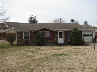 2895 12th St, Columbus, IN 47201