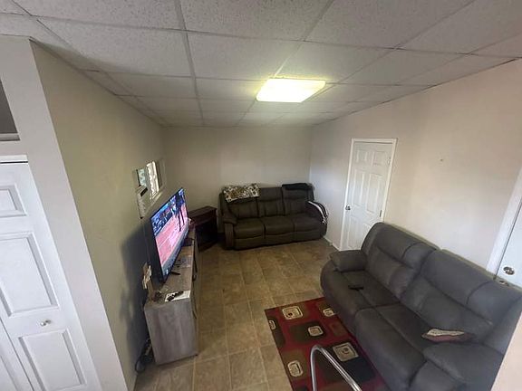 4th image of 600 S Idaho Rd #1021