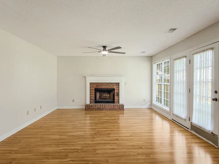 108 Heron Ln — Photo 21