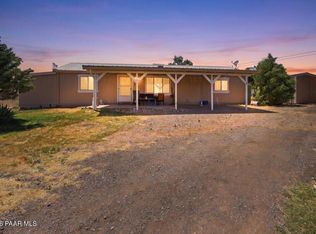 400 E Arbor Ln, Paulden, AZ 86334