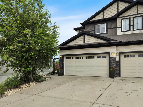 98 Sandalwood Pl, Leduc, AB T9E 1C4