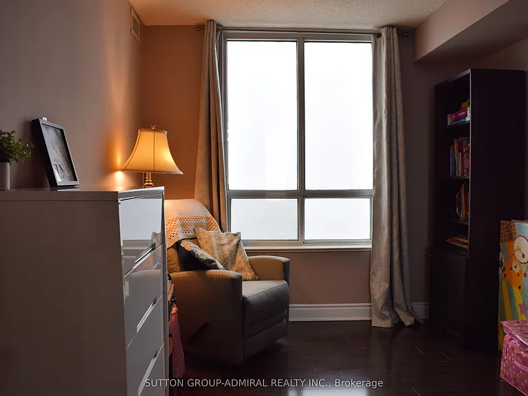 5001 Finch Ave E #H05 — Photo 15