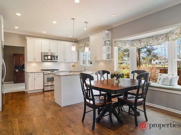 Kitchen / Breakfast Room