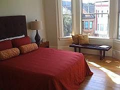 3rd image of 752 Baker St