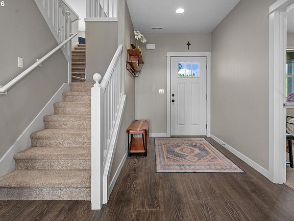 3rd image of 50440 Canary Ln