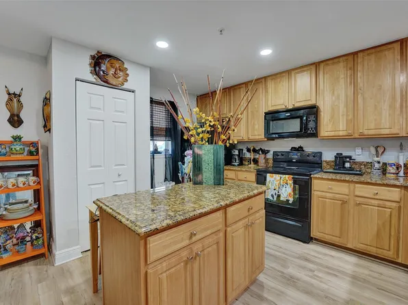 617 SW 2nd Drive, Pompano Beach, FL 33060