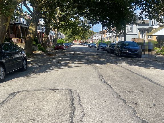 4th image of 5878 Woodcrest Ave