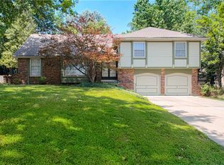 806 W Santa Fe Trl, Kansas City, MO 64145