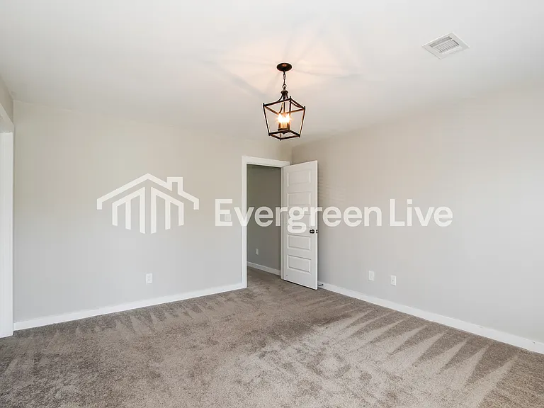15670 Capstone Dr — Photo 8